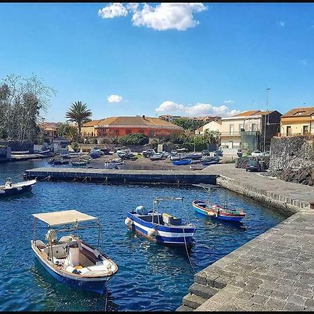 Cozy Apartment By The Sea Acireale Zewnętrze zdjęcie