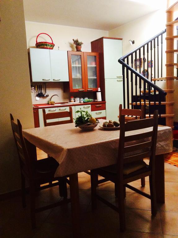 Cozy Apartment By The Sea Acireale Zewnętrze zdjęcie
